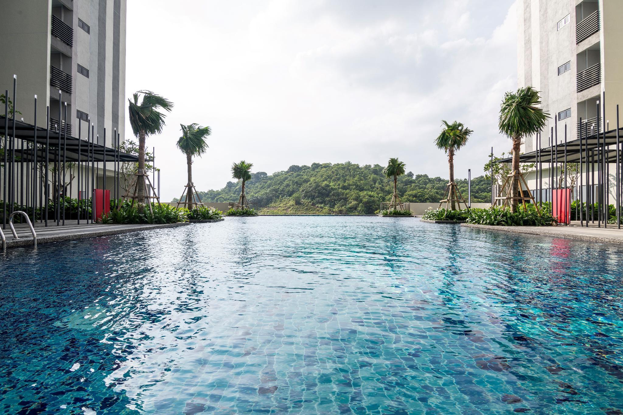 Ramada Meridin Johor Bahru Нусаяя Екстер'єр фото
