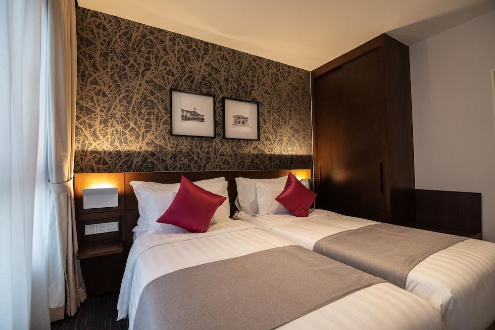 Ramada Meridin Johor Bahru Нусаяя Екстер'єр фото