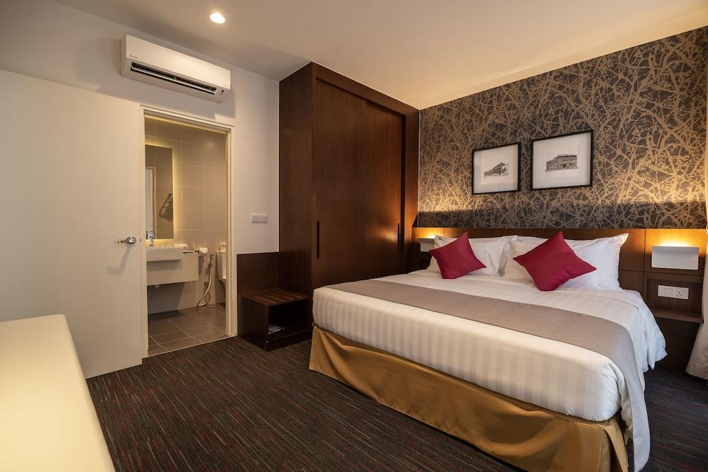 Ramada Meridin Johor Bahru Нусаяя Екстер'єр фото