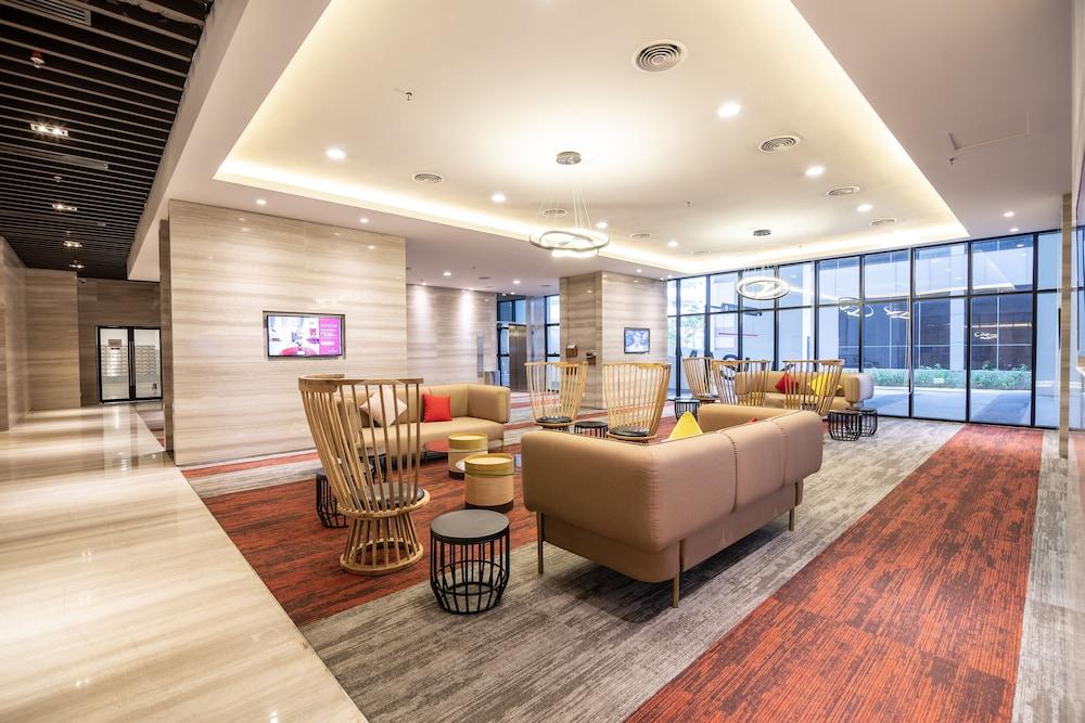 Ramada Meridin Johor Bahru Нусаяя Екстер'єр фото
